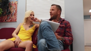 SneakySex - Bald Kiara Cole reverse cowgirl fingering