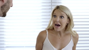 Moms Teach Sex: Rough loud sex in the company of Anya Olsen