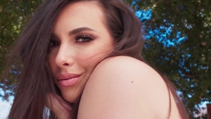VogoV.com: Awesome brunette craving the best sex