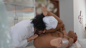 BigNaturals.com - Amateur giving head for James Angel big dick